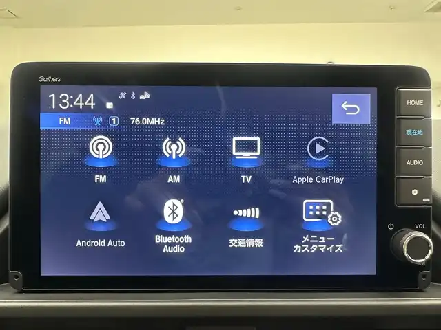 ホンダ フリード ハイブリット e:HEV クロスター 兵庫県 2025(令7)年 0.1千km プラチナホワイトパール 純正９インチナビ/FM/AM/BT/バックカメラ/フルセグTV/両側パワースライドドア/追従式クルーズコントロール/オートライト/LEDヘッドランプ/フォグランプ/ウインカーミラー/電動格納ミラー/オートブレーキホールド/電動サイドブレーキ/シートヒーター（D/N席）/リアクーラー/本革巻きステアリング/BSM/後席サンシェード