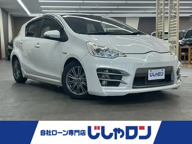 トヨタ アクア S 宮崎県 2014(平26)年 10.5万km ライムホワイトパールクリスタルシャイン /ナビ(AVIC-MRZ009)//TV/CD/DVD/Bluetooth//バックカメラ//ETC//社外アルミホイール//社外フロアマット//ドアバイザー//ヘッドライトレベライザー//電格ウィンカーミラー