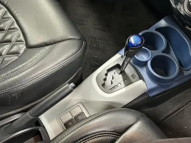 トヨタ アクア S 宮崎県 2014(平26)年 10.5万km ライムホワイトパールクリスタルシャイン /ナビ(AVIC-MRZ009)//TV/CD/DVD/Bluetooth//バックカメラ//ETC//社外アルミホイール//社外フロアマット//ドアバイザー//ヘッドライトレベライザー//電格ウィンカーミラー