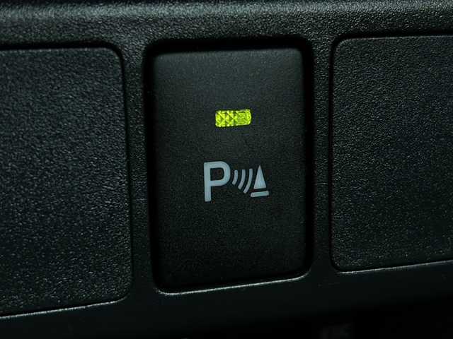 トヨタ ルーミー カスタムG 福岡県 2023(令5)年 2.1万km ブラックマイカメタリック ・純正9インチディスプレイオーディオ/-BT/フルセグ/AppleCarPlay/AndroidAuto/・バックカメラ/・レーダークルーズコントロール/・衝突軽減ブレーキ/・クリアランスソナー/・前後ドライブレコーダー【ZDR035】/・電動パーキングブレーキ/・ブレーキホールド/・オートライト/・オートハイビーム/・ステアリングリモコン/・サンシェード/・ウィンカーミラー/・横滑り防止装置/・車線逸脱警報/・LEDヘッドライト/・フォグランプ/・純正アルミ14インチ/・純正フロアマット/・スマートキー/・スペアキー×１