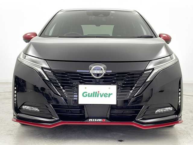 日産 オーラ ニスモ 宮城県 2022(令4)年 1.4万km スーパーブラック 禁煙車/アラウンドビューモニター/エマージェンシーブレーキ/車線逸脱警報/オートハイビームアシスト/前後コーナーセンサー/純正9インチナビ/・CD.DVD.SD.BT.USB/フルセグTV/デジタルインナーミラー/前席シートヒーター/LEDヘッドライト/LEDフォグランプ/アイドリングストップ/横滑り防止装置/電動パーキングブレーキ/オートホールド機能/ビルトインETC/純正ドライブレコーダー（FR）/プッシュスタート/スマートキー/純正エンジンスターター/純正17インチアルミホイール/純正フロアマット/冬タイヤ積込（純正サイズ）