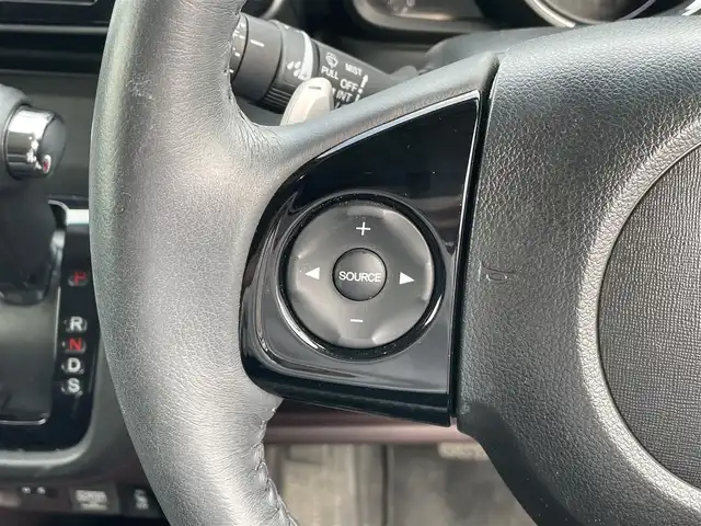 ホンダ Ｎ ＯＮＥ プレミアム ツアラー 青森県 2017(平29)年 5.5万km ブリティッシュグリーンP 4WD/ワンオーナー/社外ディスプレイオーディオ/・CD/DVD/USB/AUX/純正15AW/純正フロアマット/シートヒーター/エアーシート/ベンチシート/オートライト/フォグランプ/クルーズコントロール/パドルシフト/ETC/横滑り防止機能/アイドリングストップ/レーダー/エンジンスターター/保証書/取扱説明書