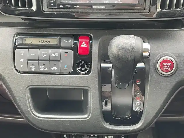 ホンダ Ｎ ＯＮＥ プレミアム ツアラー 青森県 2017(平29)年 5.5万km ブリティッシュグリーンP 4WD/ワンオーナー/社外ディスプレイオーディオ/・CD/DVD/USB/AUX/純正15AW/純正フロアマット/シートヒーター/エアーシート/ベンチシート/オートライト/フォグランプ/クルーズコントロール/パドルシフト/ETC/横滑り防止機能/アイドリングストップ/レーダー/エンジンスターター/保証書/取扱説明書