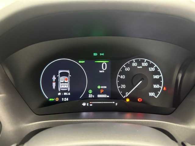 ホンダ ヴェゼル ハイブリッド e:HEV Z 兵庫県 2025(令7)年 0.1千km プラチナホワイトパール ・登録済み未使用車/・純正コネクトナビ/（フルセグ、ＢＴ、ＵＳＢ）　　/・apple　carplay/・androido auto/・バックカメラ　/・レーダークルーズコントロール　/・コーナーセンサー　　/・踏み間違い　/・PCS/・BSI/・LKA/・DAC/・BREAK　HOLD/・ビルトインETC２．０　/・パワーバックドア/・シートヒーター　/・ISOFIX　/・ハーフレザー/・ステアリングヒーター/・パドルシフト/・ＬＥＤヘッドライト/・LEDフォグランプ/・オートハイ/・オートライト/・スペアキー×１/・ワイヤレス充電/・電子パーキング　