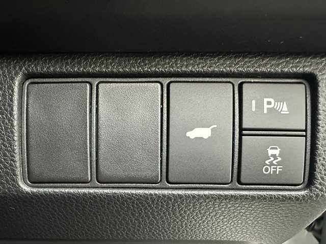 ホンダ ヴェゼル ハイブリッド e:HEV Z 兵庫県 2025(令7)年 0.1千km プラチナホワイトパール ・登録済み未使用車/・純正コネクトナビ/（フルセグ、ＢＴ、ＵＳＢ）　　/・apple　carplay/・androido auto/・バックカメラ　/・レーダークルーズコントロール　/・コーナーセンサー　　/・踏み間違い　/・PCS/・BSI/・LKA/・DAC/・BREAK　HOLD/・ビルトインETC２．０　/・パワーバックドア/・シートヒーター　/・ISOFIX　/・ハーフレザー/・ステアリングヒーター/・パドルシフト/・ＬＥＤヘッドライト/・LEDフォグランプ/・オートハイ/・オートライト/・スペアキー×１/・ワイヤレス充電/・電子パーキング　