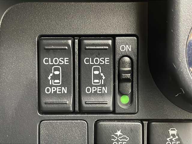 トヨタ ルーミー カスタムG S 茨城県 2018(平30)年 6.1万km レーザーブルークリスタルシャイン 純正ナビ　フルセグ再生可　バックカメラ　両側電動スライドドア　クルーズコントロール　純正14インチAW　純正フロアマット　ビル珍ETC　社外ドライブレコーダー　LEDヘッドライト