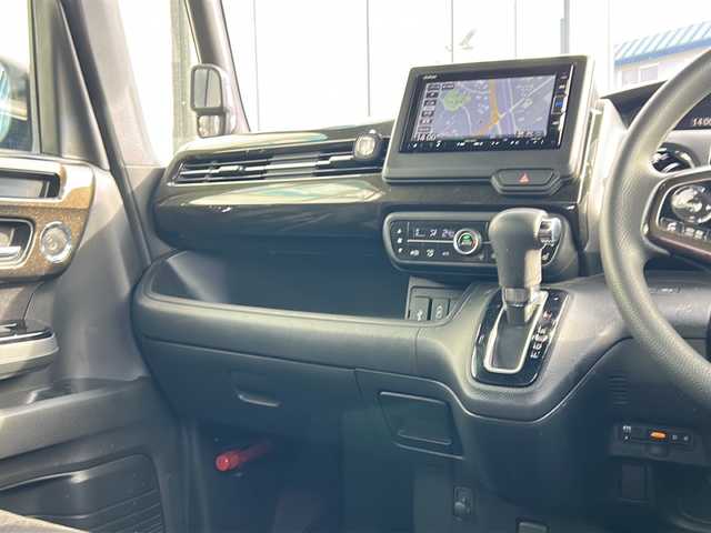 ホンダ Ｎ ＢＯＸ カスタム G L ホンダセンシング 山形県 2020(令2)年 11.4万km ブリリアントスポーティブルーメタリック2トーン ・4WD/・ホンダセンシング/・アダプティブ・クルーズ・コントロール/・片側パワースライドドア/・純正メモリナビ/CD、DVD、BT、TV再生可能/・バックカメラ/・LEDオートライト/・オートマチックハイビーム/・前席シートヒーター/・ビルトインETC/・純正AW/・純正フロアマット/・スマートキー/・電動格納ウィンカーミラー/・ドアバイザー