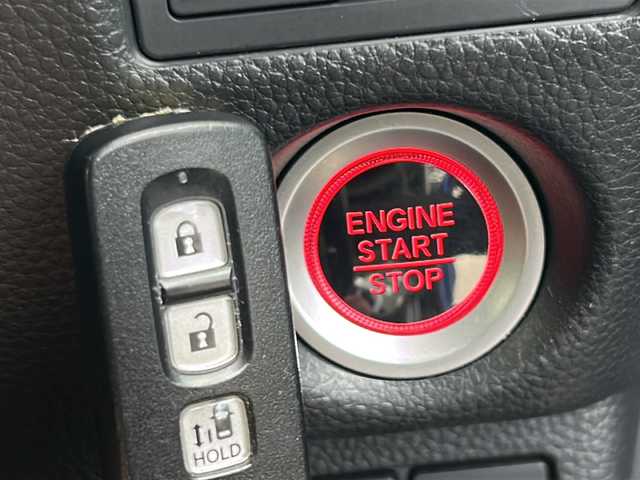 ホンダ Ｎ ＢＯＸ カスタム G L ホンダセンシング 山形県 2020(令2)年 11.4万km ブリリアントスポーティブルーメタリック2トーン ・4WD/・ホンダセンシング/・アダプティブ・クルーズ・コントロール/・片側パワースライドドア/・純正メモリナビ/CD、DVD、BT、TV再生可能/・バックカメラ/・LEDオートライト/・オートマチックハイビーム/・前席シートヒーター/・ビルトインETC/・純正AW/・純正フロアマット/・スマートキー/・電動格納ウィンカーミラー/・ドアバイザー