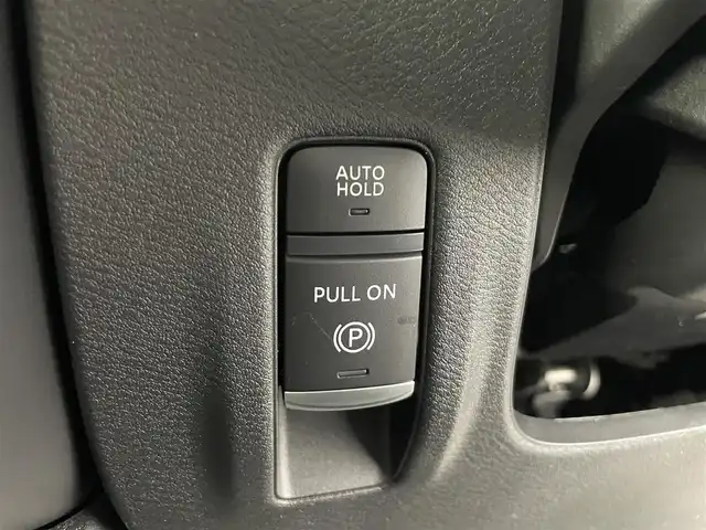 日産 セレナ e－パワー ハイウェイスター V 富山県 2025(令7)年 0.1千km プリズムホワイト 登録済未使用車/純正12.3型ナビ（AM/FM/BT/USB/HDMI）/フルセグTV/全方位カメラ/純正11型後席モニター/前後ドライブレコーダー/ETC/デジタルインナーミラー/ブラインドスポットモニター/衝突被害軽減システム/レーダークルーズコントロール/レーンキープアシスト/コーナーセンサー/横滑り防止装置/アイドリングストップ/純正アルミホイール/オートLEDライト/オートマチックハイビーム/フォグライト/オートホールド付電子パーキング/革巻きステアリング/ステアリングスイッチ/スマートキー/スペアキー