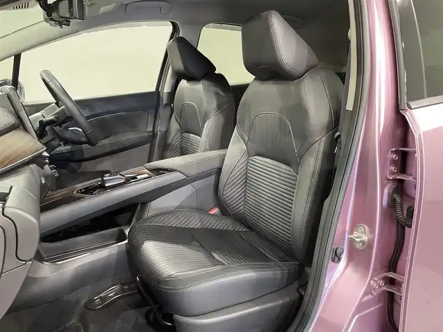 日産 オーラ G レザーエディション 愛知県 2021(令3)年 2.1万km ピンクⅡ 純正9インチナビ/衝突軽減ブレーキ/アラウンドビューモニター/LEDヘッドライト/ETC/ドライブレコーダー/デジタルインナーミラー/ブラインドスポットモニター/フルセグTV/Bluetooth/コーナーセンサー/レーンキープアシスト/オートハイビーム/プッシュスタート/スマートキー/CD/DVD再生/ミュージックサーバー/純正フロアマット/純正アルミホイール/オートライト/本革シート/禁煙車/ウィンカーミラー/電動格納ミラー/フォグランプ/電動パーキングブレーキ/オートブレーキホールド/オートエアコン