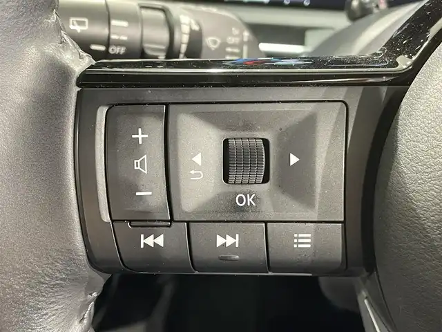 日産 オーラ G レザーエディション 愛知県 2021(令3)年 2.1万km ピンクⅡ 純正9インチナビ/衝突軽減ブレーキ/アラウンドビューモニター/LEDヘッドライト/ETC/ドライブレコーダー/デジタルインナーミラー/ブラインドスポットモニター/フルセグTV/Bluetooth/コーナーセンサー/レーンキープアシスト/オートハイビーム/プッシュスタート/スマートキー/CD/DVD再生/ミュージックサーバー/純正フロアマット/純正アルミホイール/オートライト/本革シート/禁煙車/ウィンカーミラー/電動格納ミラー/フォグランプ/電動パーキングブレーキ/オートブレーキホールド/オートエアコン