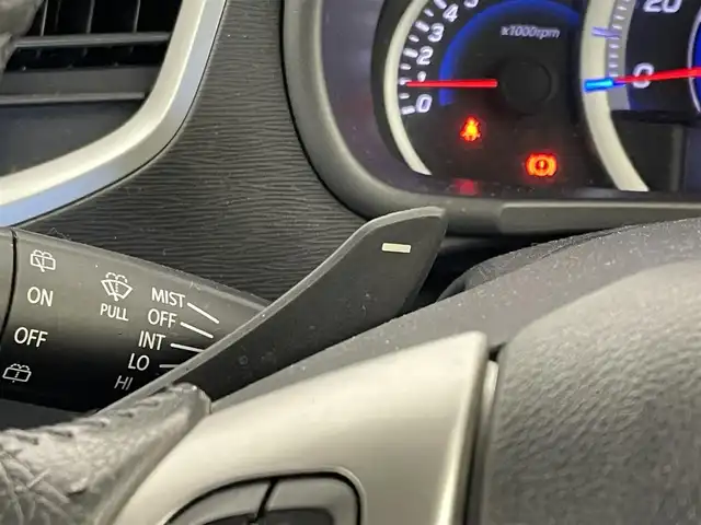 スズキ ワゴンＲ スティングレー T 埼玉県 2013(平25)年 3.8万km パールホワイト 社外ナビ　バックカメラ　ＥＴＣ　衝突被害軽減ブレーキ　ＤＶＤ再生　ステアリングスイッチ　パドルシフト　オートエアコン　純正アルミホイール　プッシュスタート　スマートキー　オートライト　ＨＩＤライト