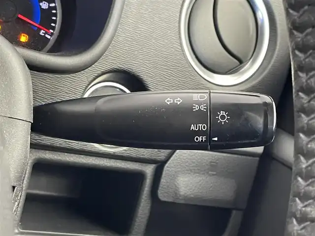 スズキ ワゴンＲ スティングレー T 埼玉県 2013(平25)年 3.8万km パールホワイト 社外ナビ　バックカメラ　ＥＴＣ　衝突被害軽減ブレーキ　ＤＶＤ再生　ステアリングスイッチ　パドルシフト　オートエアコン　純正アルミホイール　プッシュスタート　スマートキー　オートライト　ＨＩＤライト