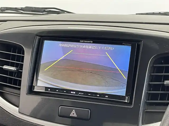 スズキ ワゴンＲ スティングレー T 埼玉県 2013(平25)年 3.8万km パールホワイト 社外ナビ　バックカメラ　ＥＴＣ　衝突被害軽減ブレーキ　ＤＶＤ再生　ステアリングスイッチ　パドルシフト　オートエアコン　純正アルミホイール　プッシュスタート　スマートキー　オートライト　ＨＩＤライト