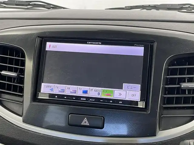 スズキ ワゴンＲ スティングレー T 埼玉県 2013(平25)年 3.8万km パールホワイト 社外ナビ　バックカメラ　ＥＴＣ　衝突被害軽減ブレーキ　ＤＶＤ再生　ステアリングスイッチ　パドルシフト　オートエアコン　純正アルミホイール　プッシュスタート　スマートキー　オートライト　ＨＩＤライト