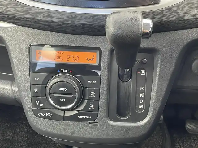 スズキ ワゴンＲ スティングレー T 埼玉県 2013(平25)年 3.8万km パールホワイト 社外ナビ　バックカメラ　ＥＴＣ　衝突被害軽減ブレーキ　ＤＶＤ再生　ステアリングスイッチ　パドルシフト　オートエアコン　純正アルミホイール　プッシュスタート　スマートキー　オートライト　ＨＩＤライト