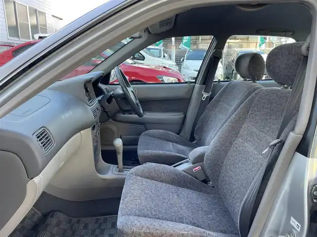 トヨタ カローラ XE サルーン リミテッド 宮城県 2000(平12)年 13.1万km シルバーM ワンオーナー/純正CD/CS/スペアキーあり/保証書/取扱説明書