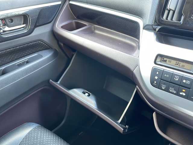 ホンダ Ｎ ＷＧＮ カスタム G Aパッケージ 道東・釧路十勝 2014(平26)年 4.4万km スマートブラック ４WD/シティブレーキアクティブシステム/純正オーディオ（AM/FM/AUX/CD）/クルーズコントロール/ハーフレザーシート/横滑り防止装置/純正フロアマット/オートライト/HIDヘッドライト/スマートキー/スペアキー/ABS