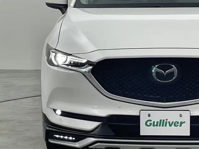 マツダ ＣＸ－５ XD Lパッケージ 福岡県 2017(平29)年 2.3万km スノーフレイクホワイトパールマイカ ＤＡＭＤフルエアロ　/純正ナビ　/フルセグTV/バック、サイドカメラ　/ＥＴＣ　/前後ドライブレコーダー　/レーダークルーズコントロール　/コーナーセンサー　/衝突被害軽減ブレーキ　/レーンキープ　/ＢＳＭ　/ＭＴモード付き　/パワーバックドア　/本革シート　/シートヒーター　/パワーシート　/ステアリングヒーター　/純正１９インチアルミホイール