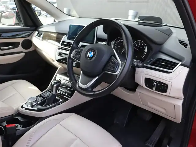 ＢＭＷ ２２５ＸＥ アイパフォーマンス アクティブツアラー ラグジュアリー 長野県 2019(平31)年 5.4万km 赤 オイスターレザー　/純正ナビ　/バックカメラ　/ＡＣＣ　/衝突軽減Ｂ　/レーンディパチャーＷ　/ヘッドアップＤ　/パワーシート／ヒーター　/パワーバックドア　/コンフォートアクセス　/ＬＥＤライト　/純正１７ＡＷ