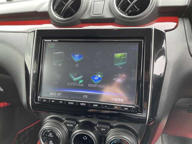 スズキ スイフト スポーツ 滋賀県 2018(平30)年 3.6万km プレミアムシルバーメタリック 純正８型ナビ/【Bluetooth/フルセグTV/SD/USB】/バックカメラ/ドライブレコーダー/ＥＴＣ/シートヒーター/レーダークルーズコントロール/ステアリングスイッチ/パドルシフト/電動格納ミラー/プッシュスタート/ＬＥＤライト/オートライト