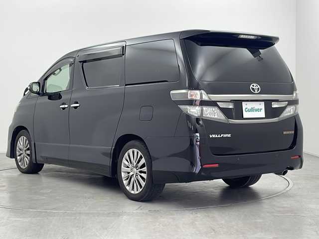 トヨタ ヴェルファイア 2．4Z ゴールデンアイズⅡ 群馬県 2014(平26)年 5.5万km ブラック 純正９型ナビ　純正１１型後席モニター　バックカメラ　両側電動スライドドア　ハーフレザーシート　電動リアゲート　クリアランスソナー　ウッドコンビハンドル　レザーステアリング　ＨＩＤヘッドライト　禁煙車