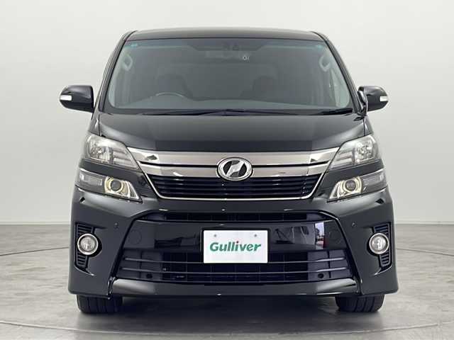 トヨタ ヴェルファイア 2．4Z ゴールデンアイズⅡ 群馬県 2014(平26)年 5.5万km ブラック 純正９型ナビ　純正１１型後席モニター　バックカメラ　両側電動スライドドア　ハーフレザーシート　電動リアゲート　クリアランスソナー　ウッドコンビハンドル　レザーステアリング　ＨＩＤヘッドライト　禁煙車