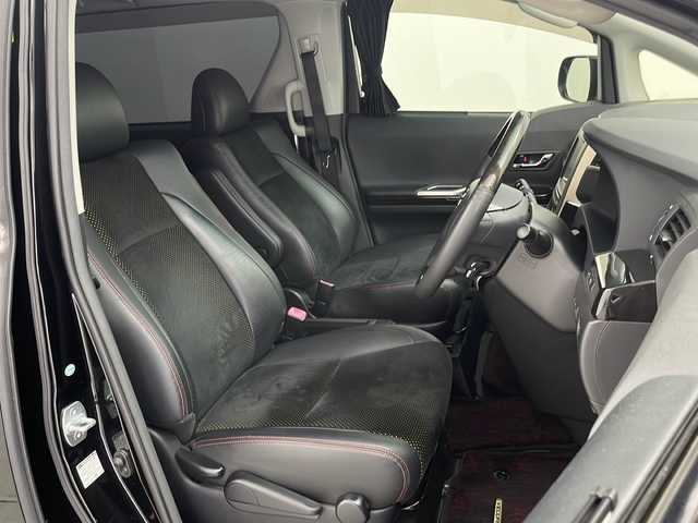 トヨタ ヴェルファイア 2．4Z ゴールデンアイズⅡ 群馬県 2014(平26)年 5.5万km ブラック 純正９型ナビ　純正１１型後席モニター　バックカメラ　両側電動スライドドア　ハーフレザーシート　電動リアゲート　クリアランスソナー　ウッドコンビハンドル　レザーステアリング　ＨＩＤヘッドライト　禁煙車