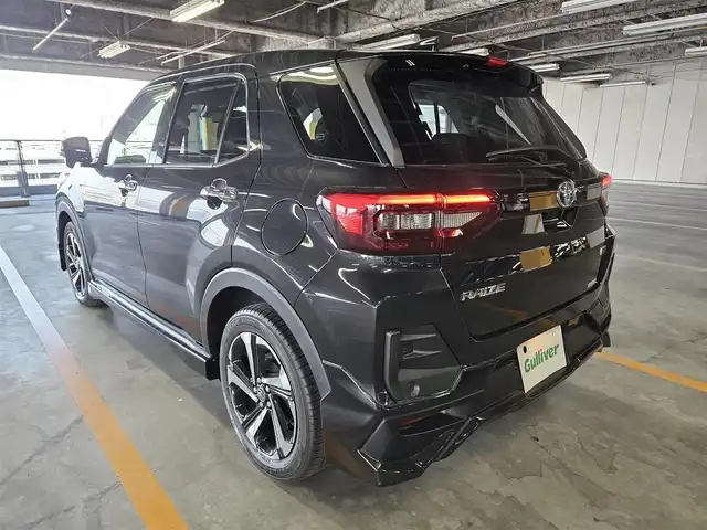 トヨタ ライズ Z 宮崎県 2022(令4)年 5.3万km ブラックマイカメタリック 〇モデリスタエアロ/〇ディスプレイオーディオパッケージ/・9インチディスプレイオーディオ/・フルセグTV/・バックカメラ/〇ビルトインETC/〇スマートアシスト/・アダプティブクルーズコントロール/・衝突回避支援ブレーキ機能/・車線逸脱警報機能/〇コーナリングトレースアシスト/〇車両接近通報装置/〇LEDヘッドランプ/〇オートライト/〇フォグランプ/〇純正17インチアルミ/〇革巻きステアリング/〇オートエアコン/〇シートヒーター（運転席/助手席）/〇キーフリーシステム/〇禁煙車