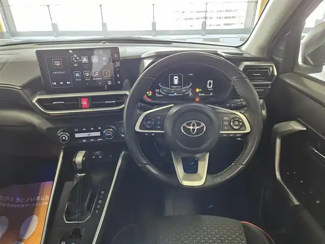 トヨタ ライズ Z 宮崎県 2022(令4)年 5.3万km ブラックマイカメタリック 〇モデリスタエアロ/〇ディスプレイオーディオパッケージ/・9インチディスプレイオーディオ/・フルセグTV/・バックカメラ/〇ビルトインETC/〇スマートアシスト/・アダプティブクルーズコントロール/・衝突回避支援ブレーキ機能/・車線逸脱警報機能/〇コーナリングトレースアシスト/〇車両接近通報装置/〇LEDヘッドランプ/〇オートライト/〇フォグランプ/〇純正17インチアルミ/〇革巻きステアリング/〇オートエアコン/〇シートヒーター（運転席/助手席）/〇キーフリーシステム/〇禁煙車
