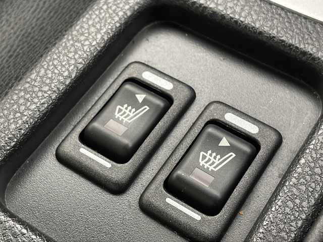 トヨタ ８６ GT リミテッド ブラックPKG 兵庫県 2018(平30)年 3.2万km グレー 6MT/純正SDナビ/（CD／DVD／SD／BT／フルセグTV/HDMI）/Bカメラ/ハーフレザーシート/ブレンボキャリパー/純正フォグランプ/専用17インチアルミホイール/スペアキー/LEDヘッドライト/禁煙車