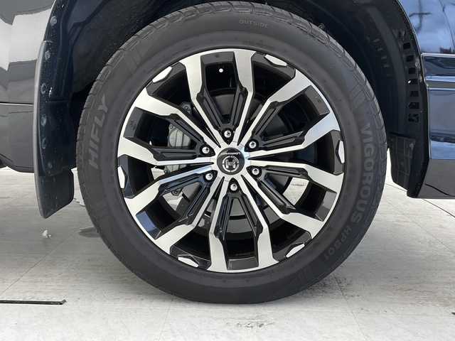 トヨタ ランドクルーザー プラド TX Lパッケージ 愛知県 2021(令3)年 3.1万km アティチュードブラックマイカ 衝突被害軽減ブレーキ/モデリスタエアロパーツ/純正9インチSDナビ（あり）/サンルーフ/レーダークルーズコントロール/シートヒーター/エアーシート/フルセグTV/CD DVD/Bluetooth/バックカメラ/パワーシート/コーナーセンサー/アルミホイール/ルーフレール/ETC2.0/4WD/LEDヘッドライト/ダウンヒルアシストコントロール/ドライブレコーダー/ステアリングスイッチ/スマートキー/プッシュスタート