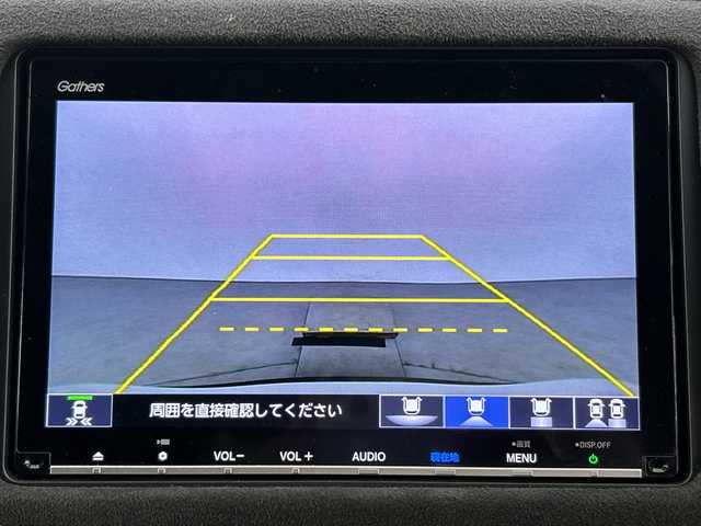 ホンダ ヴェゼル ハイブリッド RS ホンダセンシング 愛知県 2018(平30)年 4万km プラチナホワイトパール 禁煙車/純正8インチナビ/（CD/DVD/Bluetooth/フルセグTV/SD/HDMI)/バックカメラ/ホンダセンシング/・衝突軽減ブレーキ/・レーンキープアシスト/・レーダークルーズコントロール/・誤発進抑制機能/ETC/シートヒーター/パワーシート/メモリシート/純正18インチアルミホイール/パドルシフト/アイドリングストップ/スマートキー/プッシュスタート/LEDヘッドライト/フロントフォグランプ/オートライト/横滑り防止装置