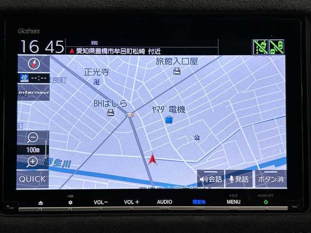 ホンダ ヴェゼル ハイブリッド RS ホンダセンシング 愛知県 2018(平30)年 4万km プラチナホワイトパール 禁煙車/純正8インチナビ/（CD/DVD/Bluetooth/フルセグTV/SD/HDMI)/バックカメラ/ホンダセンシング/・衝突軽減ブレーキ/・レーンキープアシスト/・レーダークルーズコントロール/・誤発進抑制機能/ETC/シートヒーター/パワーシート/メモリシート/純正18インチアルミホイール/パドルシフト/アイドリングストップ/スマートキー/プッシュスタート/LEDヘッドライト/フロントフォグランプ/オートライト/横滑り防止装置