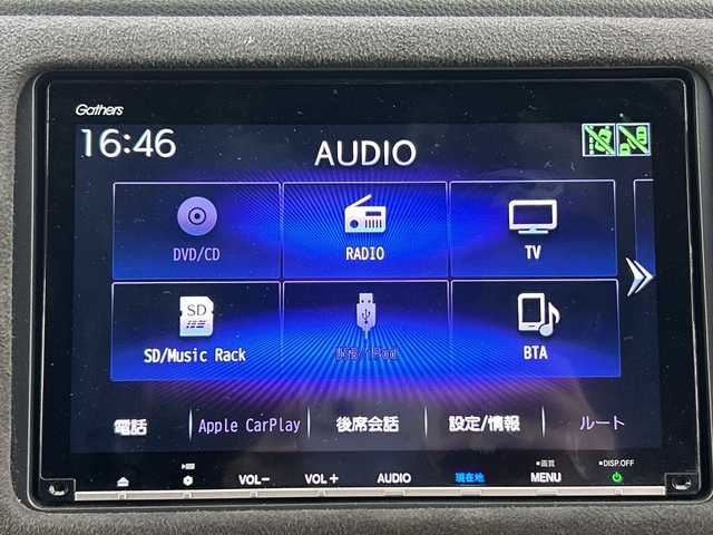 ホンダ ヴェゼル ハイブリッド RS ホンダセンシング 愛知県 2018(平30)年 4万km プラチナホワイトパール 禁煙車/純正8インチナビ/（CD/DVD/Bluetooth/フルセグTV/SD/HDMI)/バックカメラ/ホンダセンシング/・衝突軽減ブレーキ/・レーンキープアシスト/・レーダークルーズコントロール/・誤発進抑制機能/ETC/シートヒーター/パワーシート/メモリシート/純正18インチアルミホイール/パドルシフト/アイドリングストップ/スマートキー/プッシュスタート/LEDヘッドライト/フロントフォグランプ/オートライト/横滑り防止装置