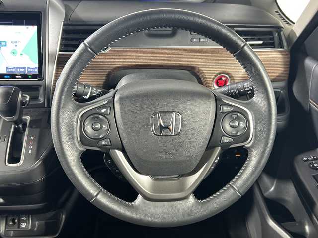 ホンダ フリード クロスター ホンダセンシング 神奈川県 2021(令3)年 2.4万km クリスタルブラックパール 純正9型メモリーナビゲーション【VXM-227VFNi】/フルセグ　CD DVD　AM　FM　SD　Bluetooth　USB　iPod　/バックカメラ/両側電動スライドドア【サンシェード】/シルバールーフレール/ホンダセンシング/CMBS衝突軽減ブレーキ/歩行者事故低減ステアリング/アダブティブクルーズコントロール/LKAS車線維持支援システム/路外逸脱抑制機能/誤発進抑制機能/先行車発進お知らせ/標識認識機能/アイドリングストップ/マルチインフォメーションディスプレイ/革巻きステアリング/ステアリングスイッチ/合皮/ファブリックコンビシート/ナビ連動ETC/2列目パーソナルテーブル/ECON/プッシュスタート/スマートキー/LEDヘッドライト/アクティブコーナリングランプ/LEDフロントフォグランプ/オートライト/純正15インチアルミホイール
