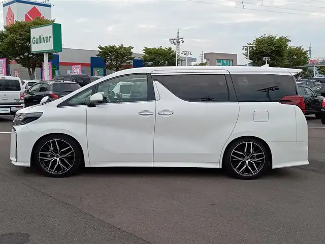 トヨタ アルファード S Cパッケージ 福井県 2021(令3)年 2.4万km ホワイトパールクリスタルシャイン 衝突被害軽減システム/純正メモリナビ/・（フルセグTV/Bluetooth）/バックカメラ/ビルトインETC2.0/デジタルインナーミラー/オートブレーキホールド/D/N席シートヒーター・エアシート/両側パワースライドドア/オートLEDライト/フロントフォグランプ/RS-Rダウンサスペンション換装/純正サスペンション積込/スマートキー