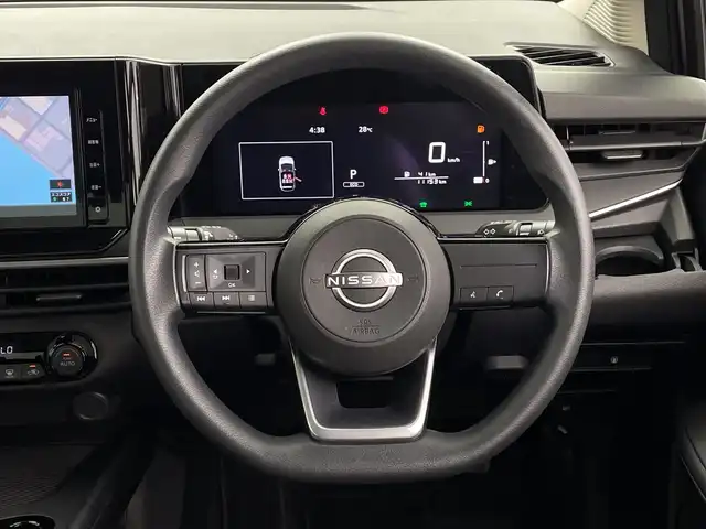 日産 ノート X 鹿児島県 2022(令4)年 1.2万km ピンクⅡ 純正メモリナビ/（AM/FM/CD/DVD/Bluetooth）/アラウンドビューモニター/ブラインドスポットモニター/インテリジェントルームミラー/ETC2.0/ドライブレコーダー/コーナーセンサー/レーンキープアシスト/盗難防止装置/オートライト/LEDヘッドライト/衝突被害軽減システム/純正ドアバイザー