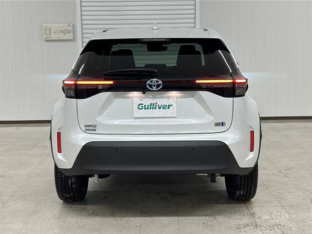 トヨタ ヤリスクロス ハイブリッド Z 熊本県 2023(令5)年 1.2万km プラチナホワイトパールマイカ 純正８インチディスプレイオーディオ/(Bluetooth/USB/applecarplay/フルセグTV)/全方位カメラ/クリアランスソナー/レーダークルーズコントロール/ETC/前後ドライブレコーダー/ハーフレザーシート/シートヒーター/ステアリングヒーター/ステアリングスイッチ/オートライト/オートハイビーム/LEDヘッドライト/電子パーキングブレーキ