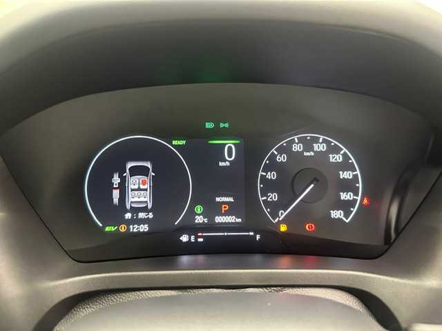 ホンダ ヴェゼル ハイブリッド e:HEV Z 兵庫県 2025(令7)年 0.1千km プラチナホワイトパール 登録済み未使用車/ハーフレザーシート/シートヒーター/ホンダセンシング/純正コネクトナビ＆フルセグTV/（USB＆BT＆AppleCarplay＆Androidauto)/バックカメラ/ワイヤレス充電器/ビルトインETC/パワーバックドア/オートライト/LEDライト/LEDフォグ/ステアリングヒーター/パドルシフト/コーナーセンサー/スマートキー/プッシュスタート