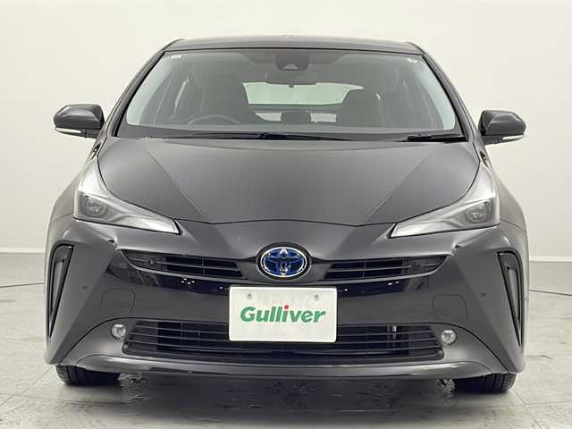 トヨタ プリウス S ツーリングセレ ブラックED 茨城県 2021(令3)年 1.6万km プレシャスブラックパール 純正ナビ　バックモニター　ＬＥＤヘッドライト　衝突軽減ブレーキ　追従クルコン　レーンキープアシスト　純正アルミホイール　ＥＴＣ　黒レザーシート　シートヒーター　ドライブレコーダー　スマートキー　禁煙車