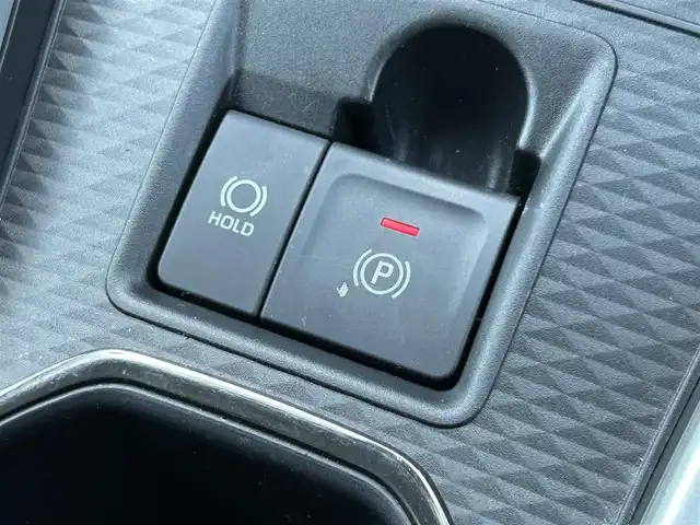 トヨタ ライズ Z 群馬県 2024(令6)年 0.8万km ブラックマイカメタリック/シャイニングホワイトパール 2トーンカラー/9型ディスプレイオーディオ/USB・HDMI・フルセグ/Apple CarPlay/Android Auto/バックカメラ/ビルトインETC/ステアリングスイッチ/前席シートヒーター/追従クルーズコントロール/横滑り防止装置/レーンキープアシスト/衝突軽減ブレーキ/アイドリングストップ/LEDヘッドランプ/シーケンシャルターンランプ/純正アルミホイール/取説・保証書/スマートキー×2