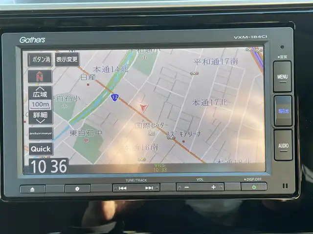 ホンダ フィット ハイブリット F 道央・札幌 2018(平30)年 8.8万km タフタホワイトⅢ ・4WD/・寒冷地仕様/・Gathersナビ　品番VXM-184Ci/（AM/FM/CD/BT）/・社外ETC/・衝突軽減ブレーキ/・クルーズコントロール（追従機能付）/・レーンキープアシスト/・フルオートエアコン/・ワイパーデアイサー/・ドアミラーウインカー/・ドアミラーヒーター/・電動格納ミラー/・冬タイヤ　15インチ積み込み（スチールホイール）/・ライトレベライザー/・盗難防止装置/・ABS/・横滑り防止装置/・プライバシーガラス/・スマートキー/・プッシュスタート/・スペアキー/・純正フロアマット/・IR/UVカットフロントウィンドウガラス/・IR/UVカットフロントドアガラス