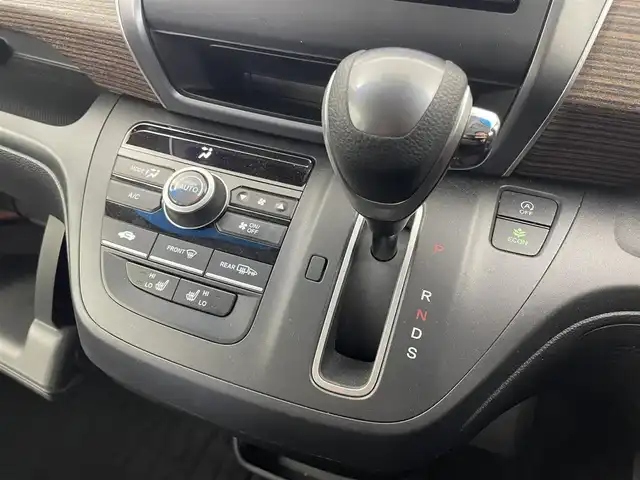 ホンダ フリード クロスター ホンダセンシング 埼玉県 2021(令3)年 4.5万km プラチナホワイトパール 純正メモリナビ/ CD DVD Bluetooth フルセグ/バックカメラ/レーダークルーズコントロール/前後ドライブレコーダー/両側パワースライドドア/ビルトインETC/シートヒーター/ハーフレザーシート/衝突被害軽減/前後コーナーセンサー/純正15インチアルミホイール