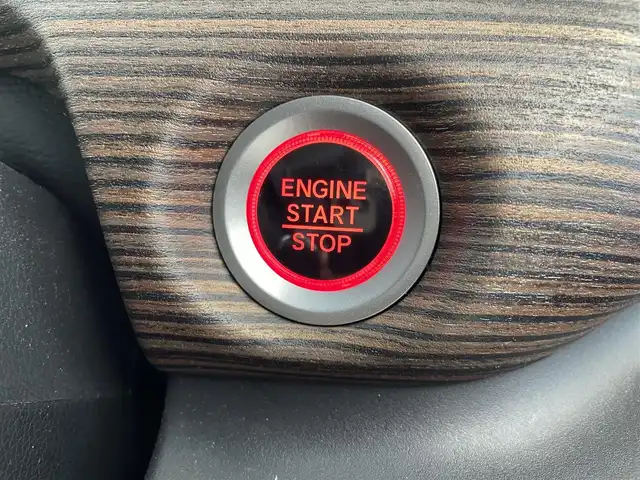 ホンダ フリード クロスター ホンダセンシング 埼玉県 2021(令3)年 4.5万km プラチナホワイトパール 純正メモリナビ/ CD DVD Bluetooth フルセグ/バックカメラ/レーダークルーズコントロール/前後ドライブレコーダー/両側パワースライドドア/ビルトインETC/シートヒーター/ハーフレザーシート/衝突被害軽減/前後コーナーセンサー/純正15インチアルミホイール