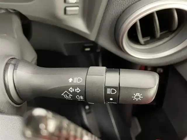 トヨタ ８６ GT リミテッド 大分県 2016(平28)年 2.5万km ピュアレッド 純正SDナビ　型式：NSCD-W66/【ワンセグTV、BT対応、CD、AM/FM】/ステアリングスイッチ/バックカメラ/プッシュスタート/スマートキー/クルーズコントロール/ETC/前後ドライブレコーダー/ハーフレザーシート/・前席シートヒーター/エンジンスターター/横滑り防止装置/電動格納ミラー/純正フロアマット/オートライト/LEDヘッドライト/LEDフォグ/純正17インチアルミホイール