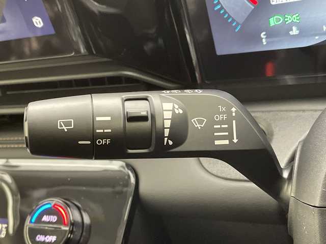 日産 セレナ e－パワー ハイウェイスター V 新潟県 2025(令7)年 0.1千km プリズムホワイト アラウンドビューモニター/プロパイロット　/両側パワースライドドア　/フリップダウンモニター　/純正メモリナビ（Bluetooth・USB）/フルセグ　/ブラインドスポットモニター/追従クルーズコントロール/レーンキープアシスト　/前後コーナーセンサー/ＬＥＤオートライト　/オートマチックハイビーム/インテリジェントルームミラー　/ビルトインＥＴＣ/レザーステアリング/ステアリングスイッチ/純正１６インチアルミホイール/スマートキー/スペアキー