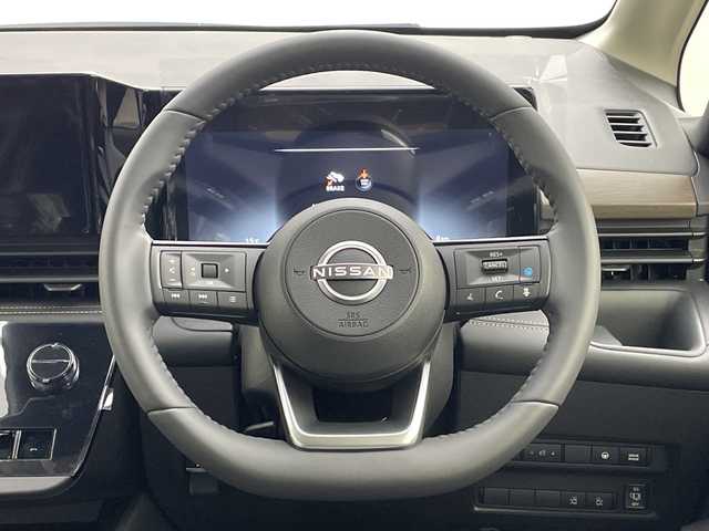 日産 セレナ e－パワー ハイウェイスター V 新潟県 2025(令7)年 0.1千km プリズムホワイト アラウンドビューモニター/プロパイロット　/両側パワースライドドア　/フリップダウンモニター　/純正メモリナビ（Bluetooth・USB）/フルセグ　/ブラインドスポットモニター/追従クルーズコントロール/レーンキープアシスト　/前後コーナーセンサー/ＬＥＤオートライト　/オートマチックハイビーム/インテリジェントルームミラー　/ビルトインＥＴＣ/レザーステアリング/ステアリングスイッチ/純正１６インチアルミホイール/スマートキー/スペアキー