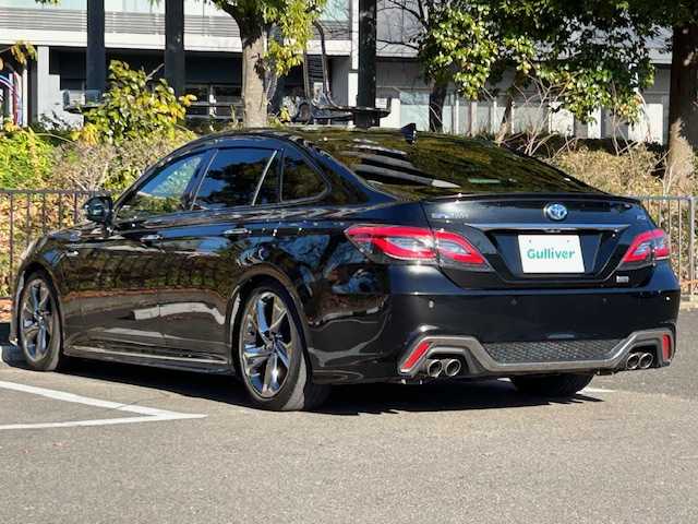 トヨタ クラウン ハイブリッド RS アドバンス 宮城県 2019(令1)年 7.1万km プレシャスブラックパール トヨタセーフティセンス/・プリクラッシュセーフティ/・レーントレーシングアシスト/・レーダークルーズコントロール/・ロードサインアシスト/・アダプティブハイビームシステム/・ブラインドスポットモニター/・インテリジェントクリアランスソナー/・パーキングアシスト/・リヤクロストラフィックオートブレーキ/純正ナビ/・フルセグTV/Bluetooth/CD/AUX/USB/・全方位カメラ/・ETC2.0/・ドライブレコーダー/デジタルインナーミラー/ヘッドアップディスプレイ/電動パーキングブレーキ/・オートブレーキホールド/100V充電/パドルシフト/ハーフレザーシート/・パワーシート（運転席/助手席）/・シートヒーター（運転席/助手席）/・シートメモリー（運転席）/・ステアリグヒーター/・ステアリングスイッチ/LEDヘッドライト/・オートライト/・フォグランプ/純正アルミホイール/純正フロアマット