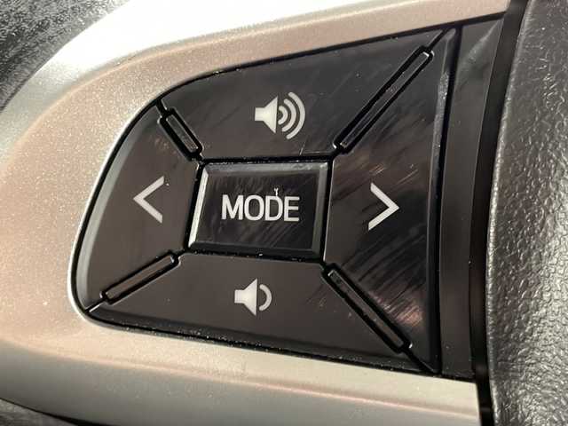 トヨタ タンク カスタムG－T 広島県 2018(平30)年 2.5万km マゼンタベリーマイカM 社外ナビ　/両側パワースライドドア　/バックカメラ　/フルセグ　/クルーズコントロール　/レーンキープアシスト　/衝突軽減　/オートライト　/LEDヘッドランプ　/スマートキー　/フォグランプ　/Bluetooth　/ETC/純正15インチアルミホイール(175/55/R15)/エアバック（運転席/助手席）